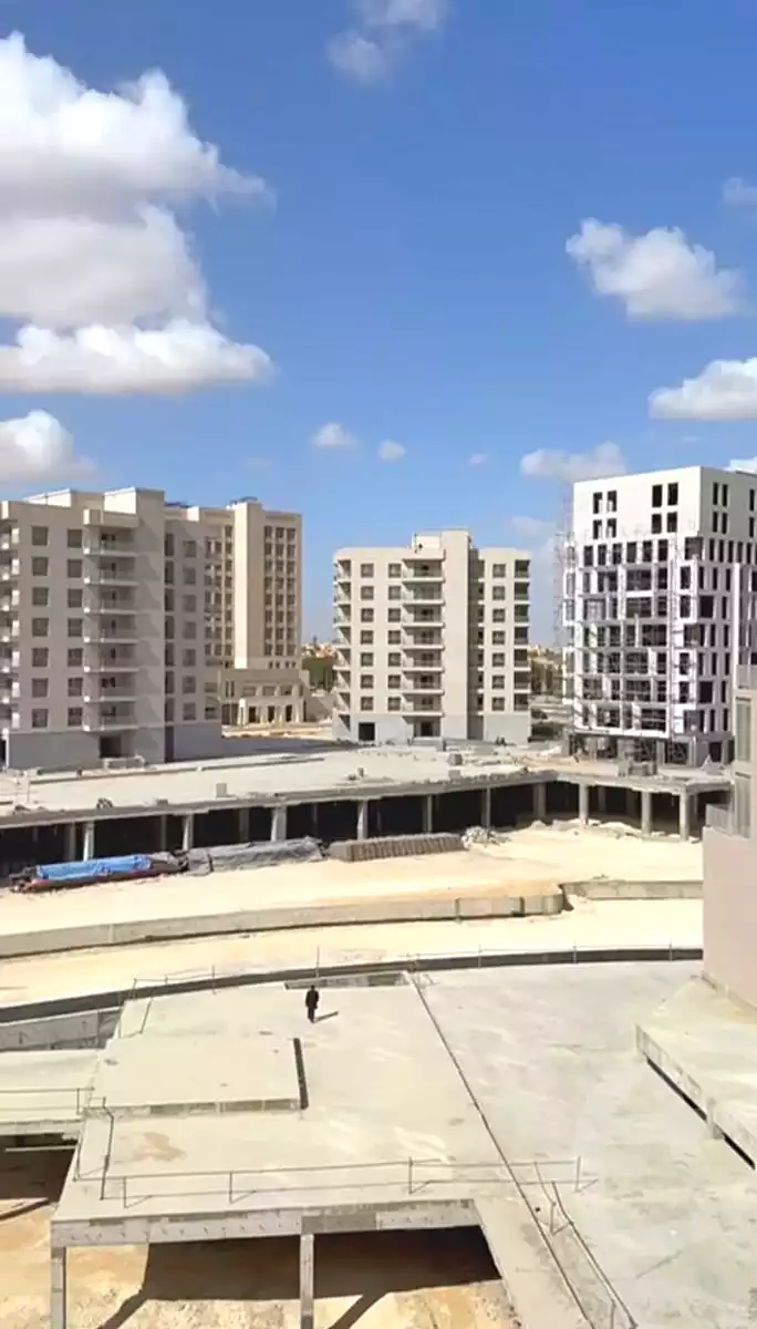 https://aqarmap.com.eg/en/listing/6782242-for-sale-cairo-el-sheikh-zayed-city-compounds-canal-walk-island-205-compound-arkan-palm