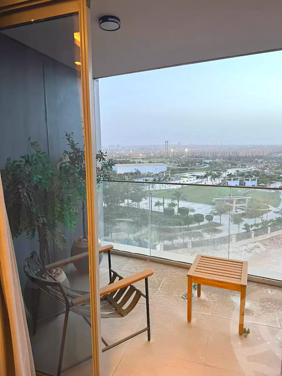 https://aqarmap.com.eg/ar/listing/6782553-for-sale-cairo-el-sheikh-zayed-city-compounds-zyd-wr-llttwyr-park-towers-zed-el-sheikh-zayed-compound