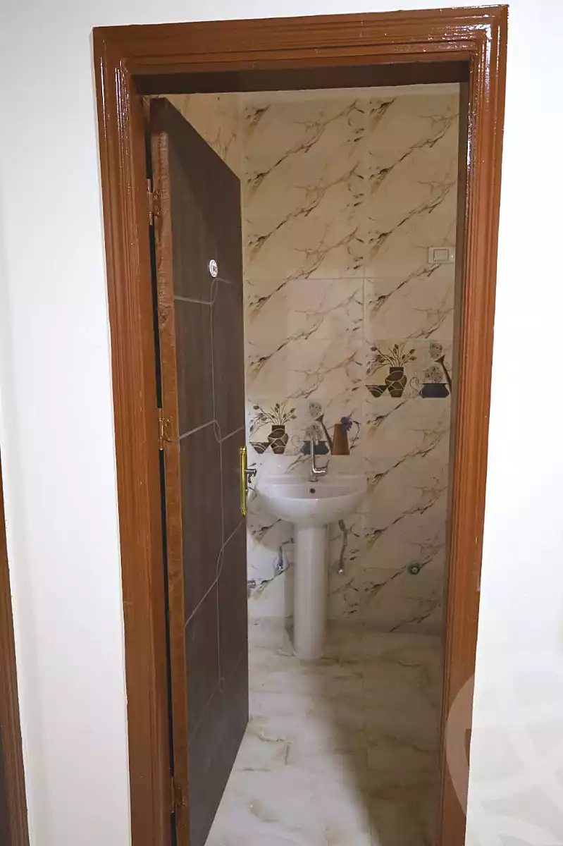 https://aqarmap.com.eg/ar/listing/6782602-for-rent-cairo-el-sheikh-zayed-city-alex-cairo-desert-road-mdyn-sfnks-ljdyd-sandorini