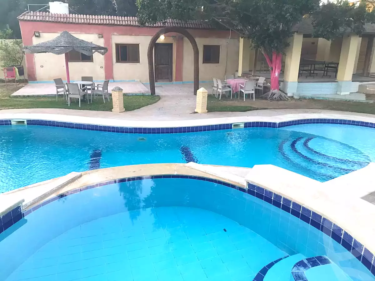 https://aqarmap.com.eg/ar/listing/6782602-for-rent-cairo-el-sheikh-zayed-city-alex-cairo-desert-road-mdyn-sfnks-ljdyd-sandorini