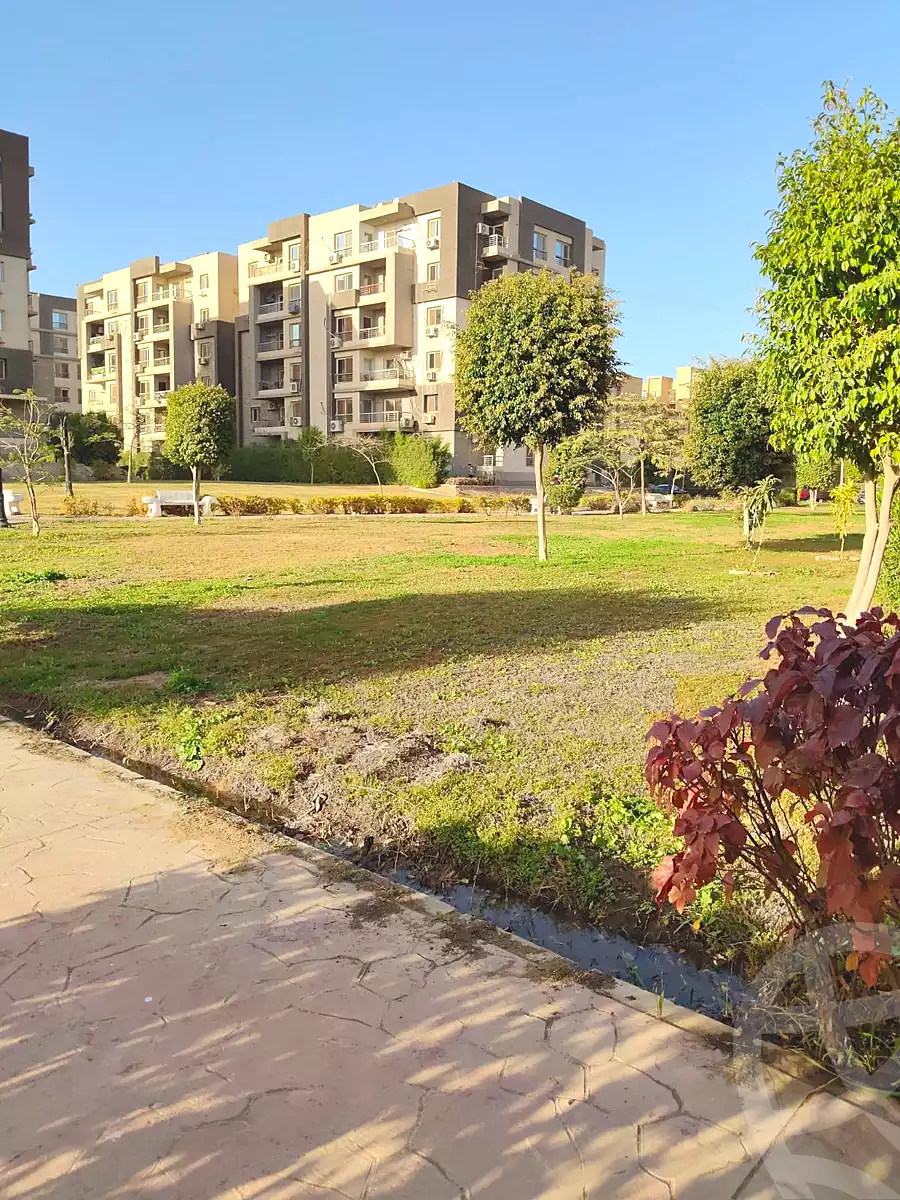 https://aqarmap.com.eg/en/listing/6782846-for-sale-cairo-el-sheikh-zayed-city-compounds-dr-msr
