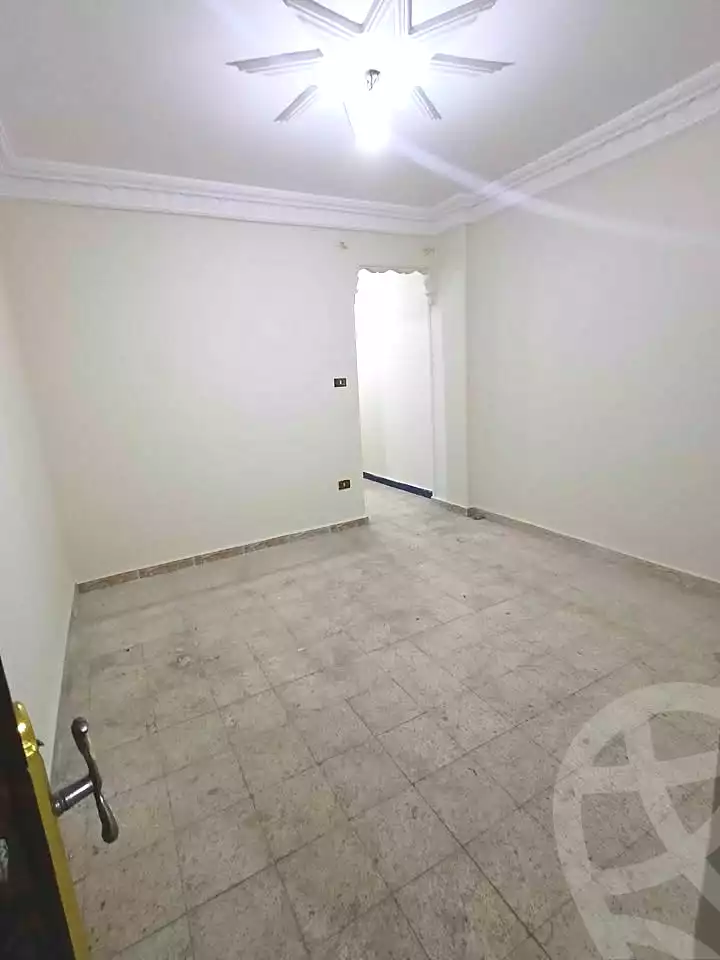 https://aqarmap.com.eg/en/listing/6782895-for-sale-alexandria-lsywf-el-falki