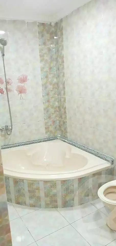 https://aqarmap.com.eg/en/listing/6783343-for-sale-alexandria-el-asafra-l-sfr-bhry