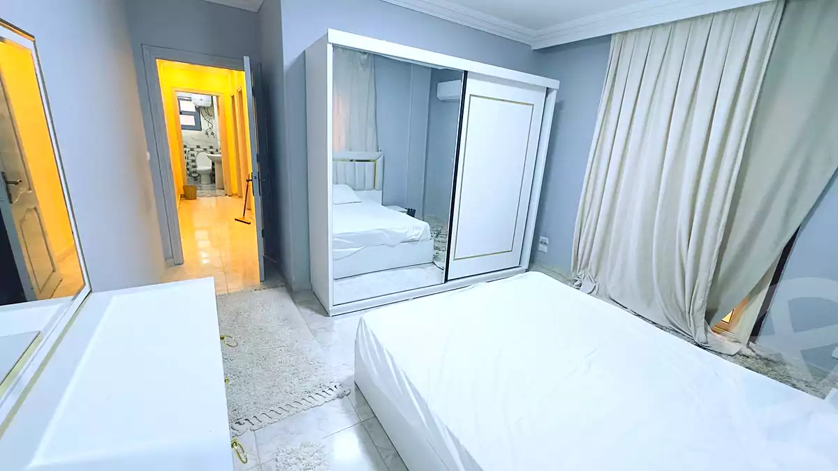 https://aqarmap.com.eg/ar/listing/6783437-for-rent-cairo-6th-of-october-el-ahyaa-neighborhood-1st