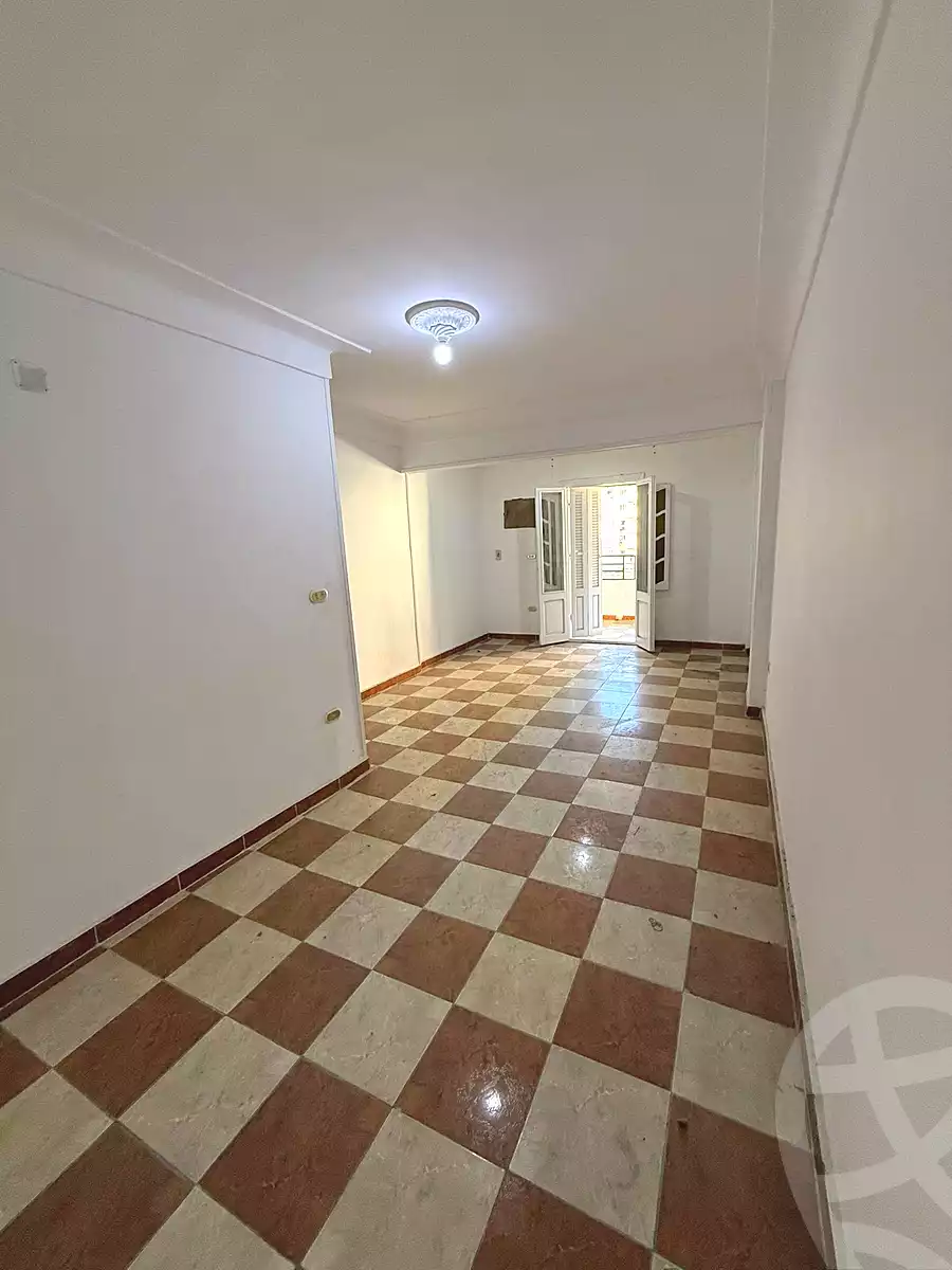 https://aqarmap.com.eg/ar/listing/6783477-for-sale-alexandria-sydy-bshr-sydy-bshr-bhry