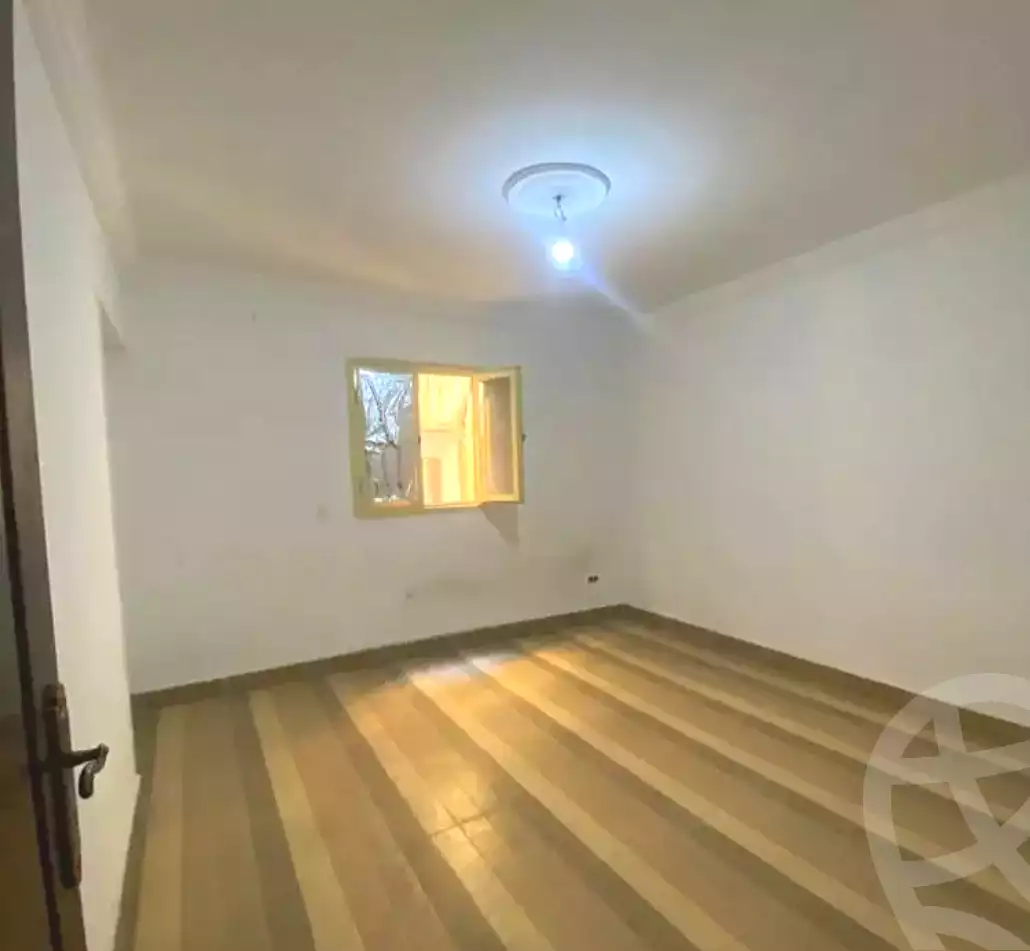 https://aqarmap.com.eg/en/listing/6783630-for-sale-alexandria-ganaklis