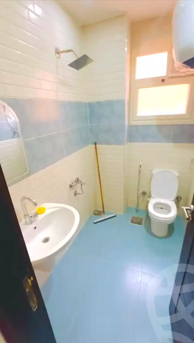 https://aqarmap.com.eg/ar/listing/6783643-for-rent-cairo-6th-of-october-el-ahyaa-neighborhood-1st