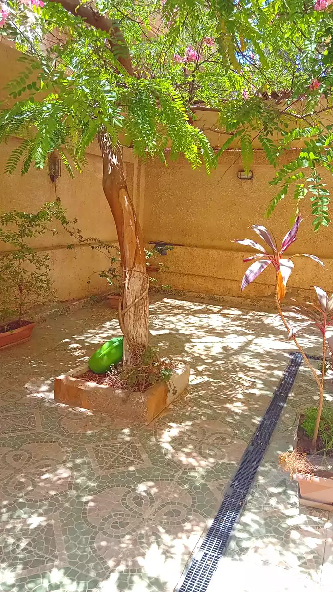 https://aqarmap.com.eg/ar/listing/6783669-for-sale-cairo-6th-of-october-el-ahyaa-neighborhood-1st-eighth-neighborhood