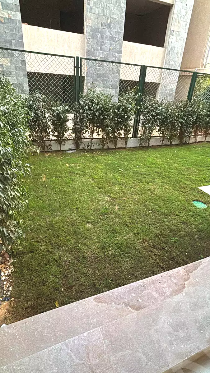 https://aqarmap.com.eg/en/listing/6783901-for-sale-cairo-new-cairo-compounds-galleria-moon-valley