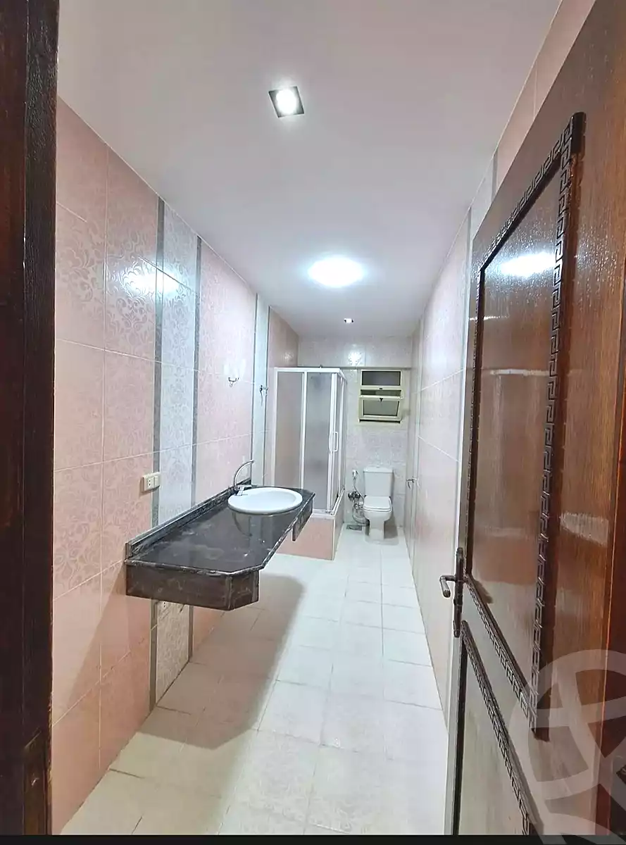https://aqarmap.com.eg/ar/listing/6784395-for-sale-alexandria-sydy-bshr-sydy-bshr-bhry-shr-khld-bn-lwlyd