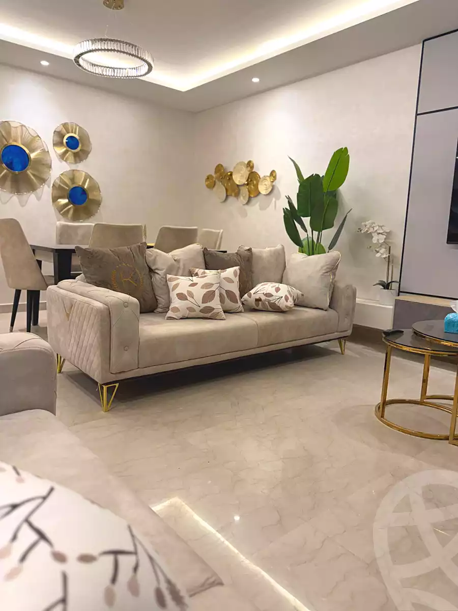 https://aqarmap.com.eg/ar/listing/6784741-for-sale-cairo-el-sheikh-zayed-city-compounds-zyd-wr-llttwyr-park-towers-zed-el-sheikh-zayed-compound