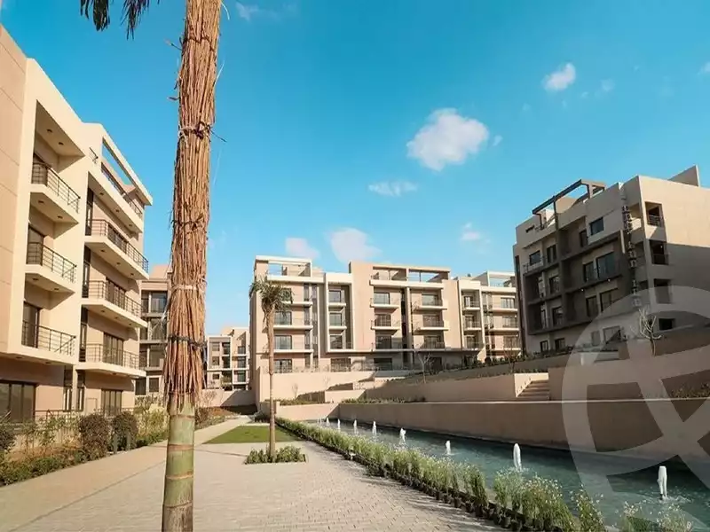 https://aqarmap.com.eg/en/listing/6784760-for-sale-cairo-new-cairo-compounds-fifth-square