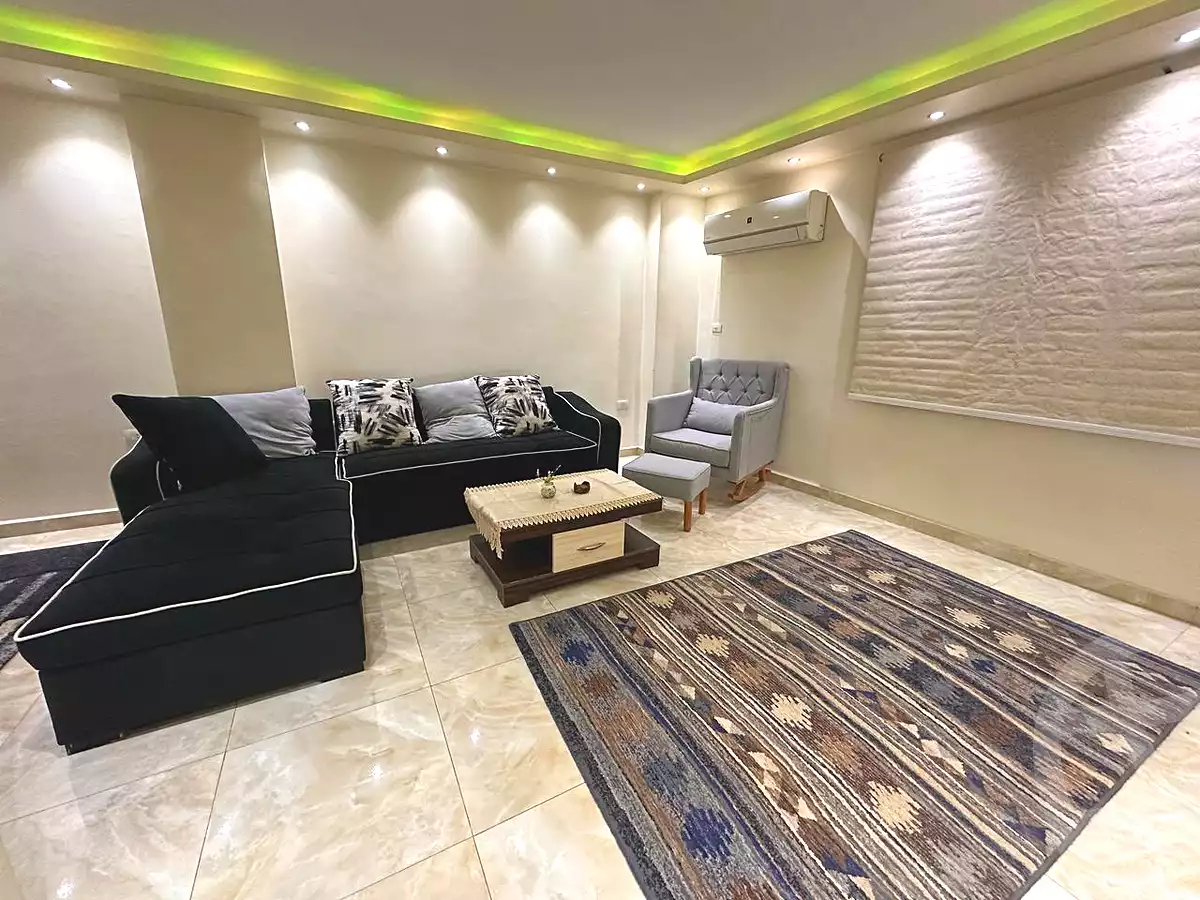 https://aqarmap.com.eg/ar/listing/6785061-for-rent-cairo-6th-of-october-el-ahyaa-neighborhood-4th-neighbourhood-2