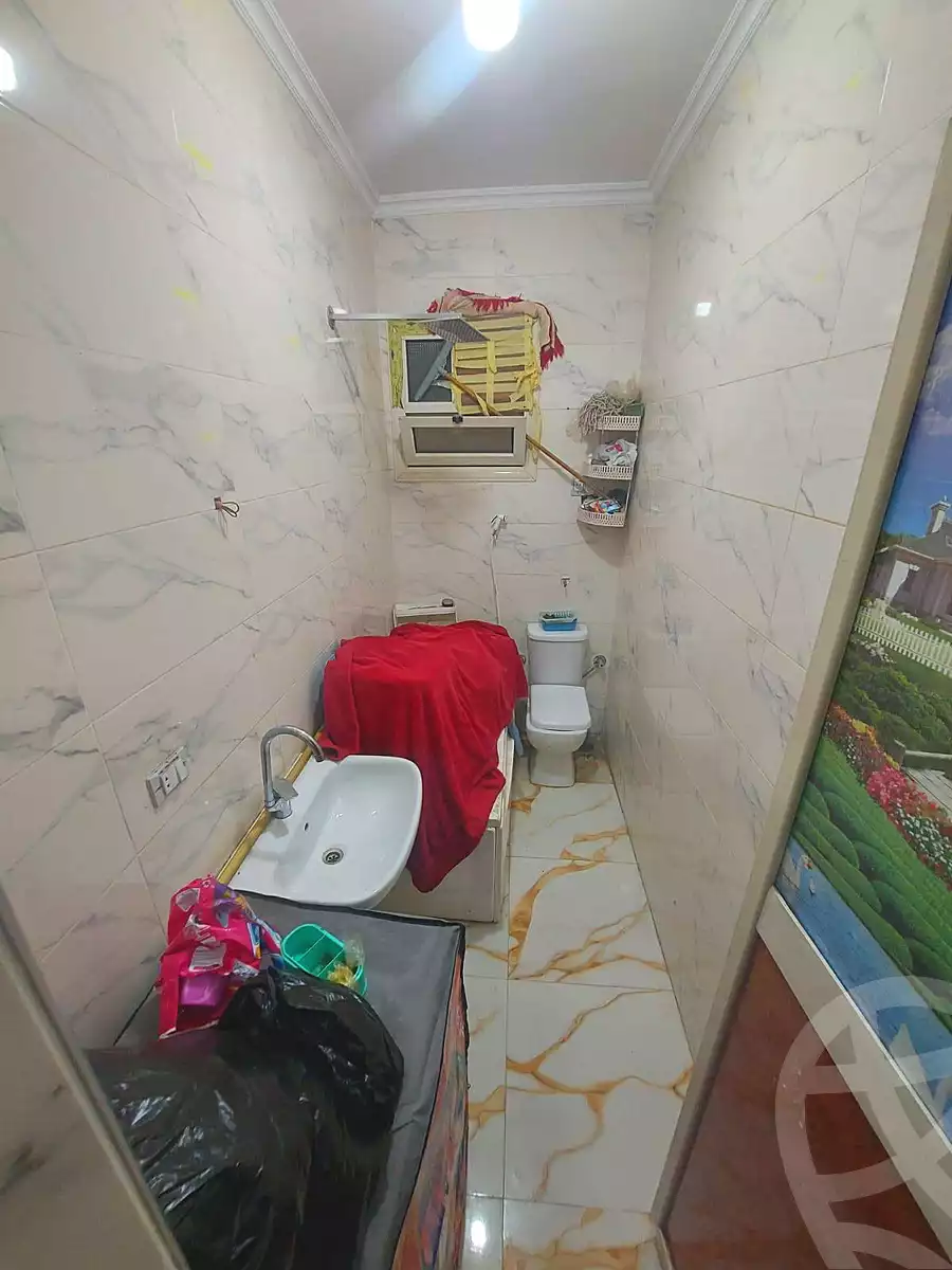 https://aqarmap.com.eg/ar/listing/6785989-for-sale-cairo-helwan-el-shareaa-el-sharby-st