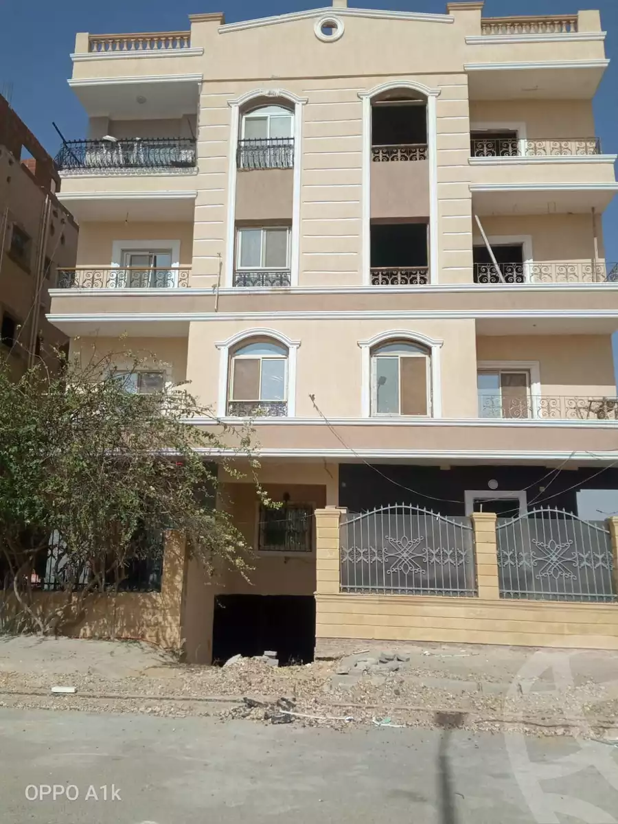 https://aqarmap.com.eg/ar/listing/6785432-for-sale-cairo-el-shorouk-skn-lshbb-100m