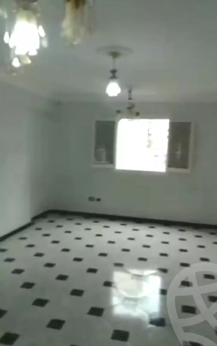 https://aqarmap.com.eg/ar/listing/6786454-for-sale-alexandria-el-asafra-l-sfr-bhry