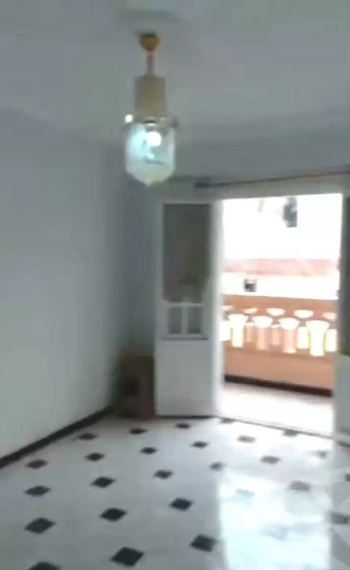 https://aqarmap.com.eg/ar/listing/6786454-for-sale-alexandria-el-asafra-l-sfr-bhry
