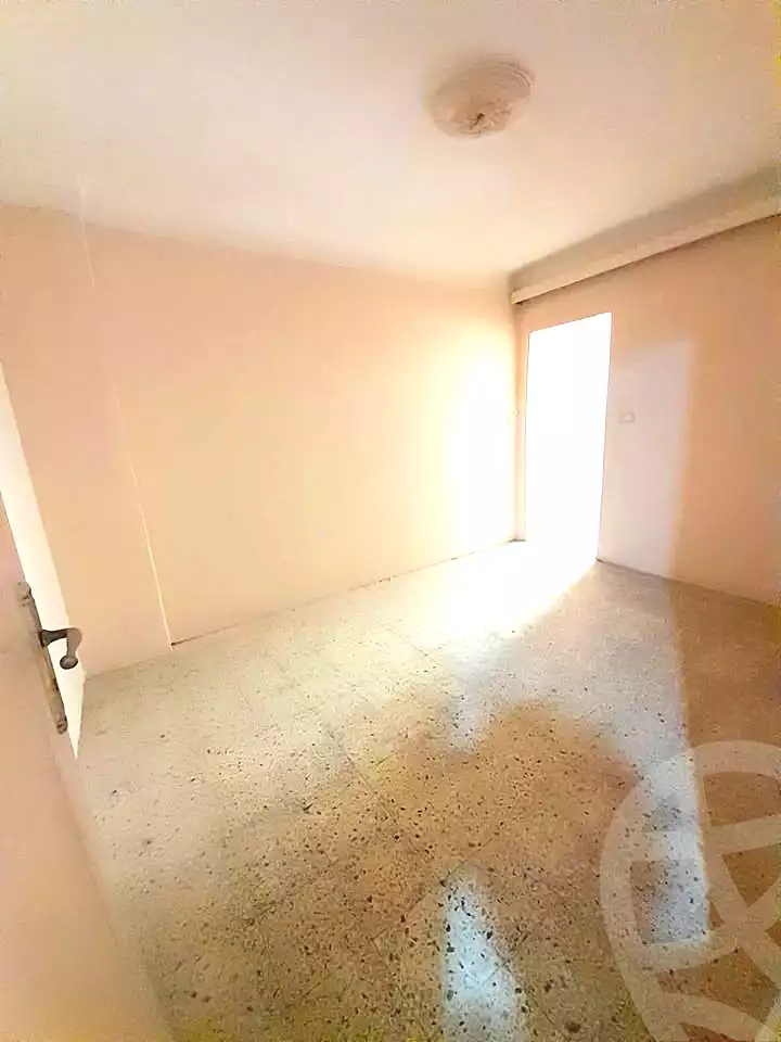 https://aqarmap.com.eg/ar/listing/6786609-for-rent-alexandria-ganaklis