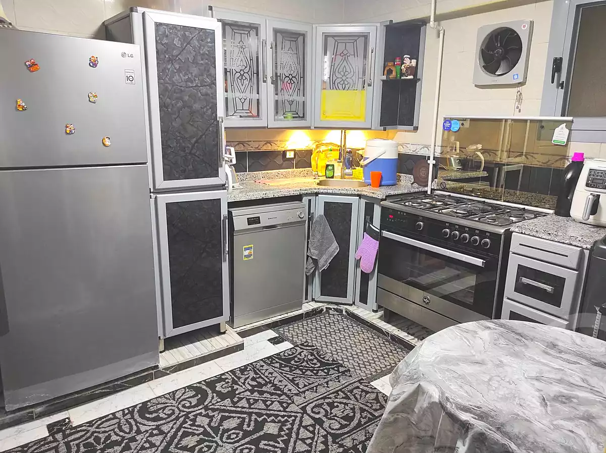 https://aqarmap.com.eg/ar/listing/6786631-for-sale-alexandria-moharram-bey