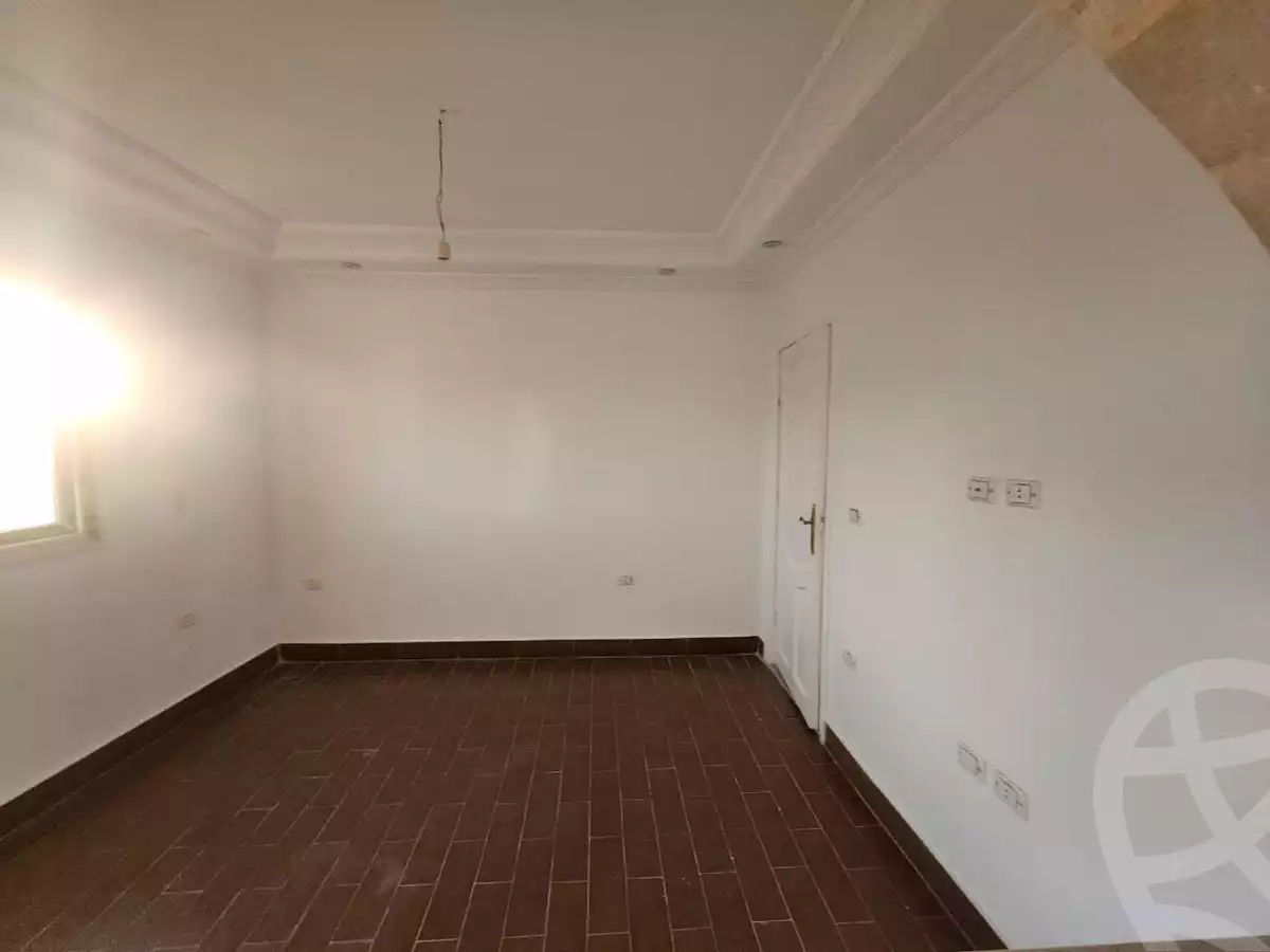 https://aqarmap.com.eg/ar/listing/6786840-for-sale-cairo-new-cairo-el-narges-el-narges-omarat-gamal-kamel-st