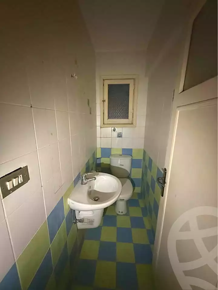 https://aqarmap.com.eg/en/listing/6786844-for-sale-alexandria-sydy-bshr-sydy-bshr-bhry-street-15