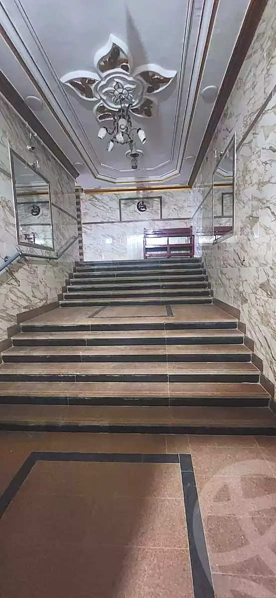 https://aqarmap.com.eg/ar/listing/6786926-for-sale-cairo-el-haram-shareaa-khatem-el-morsalen