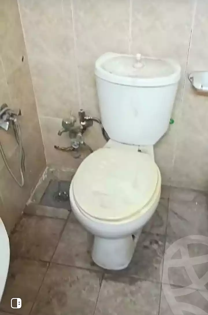 https://aqarmap.com.eg/ar/listing/6786972-for-sale-cairo-ain-shams-ahmed-esmat-st