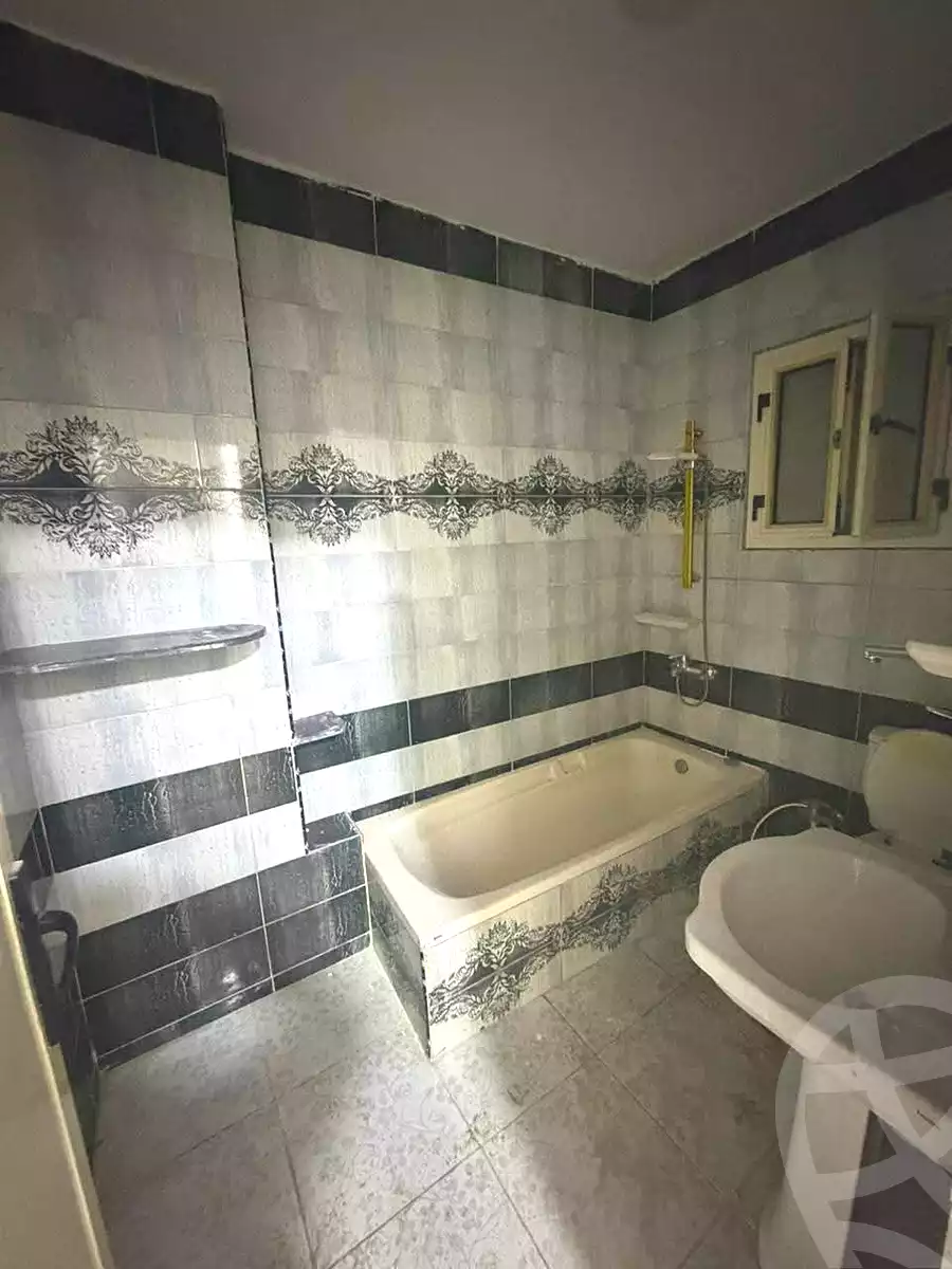https://aqarmap.com.eg/ar/listing/6787031-for-sale-alexandria-l-jmy-lbytsh