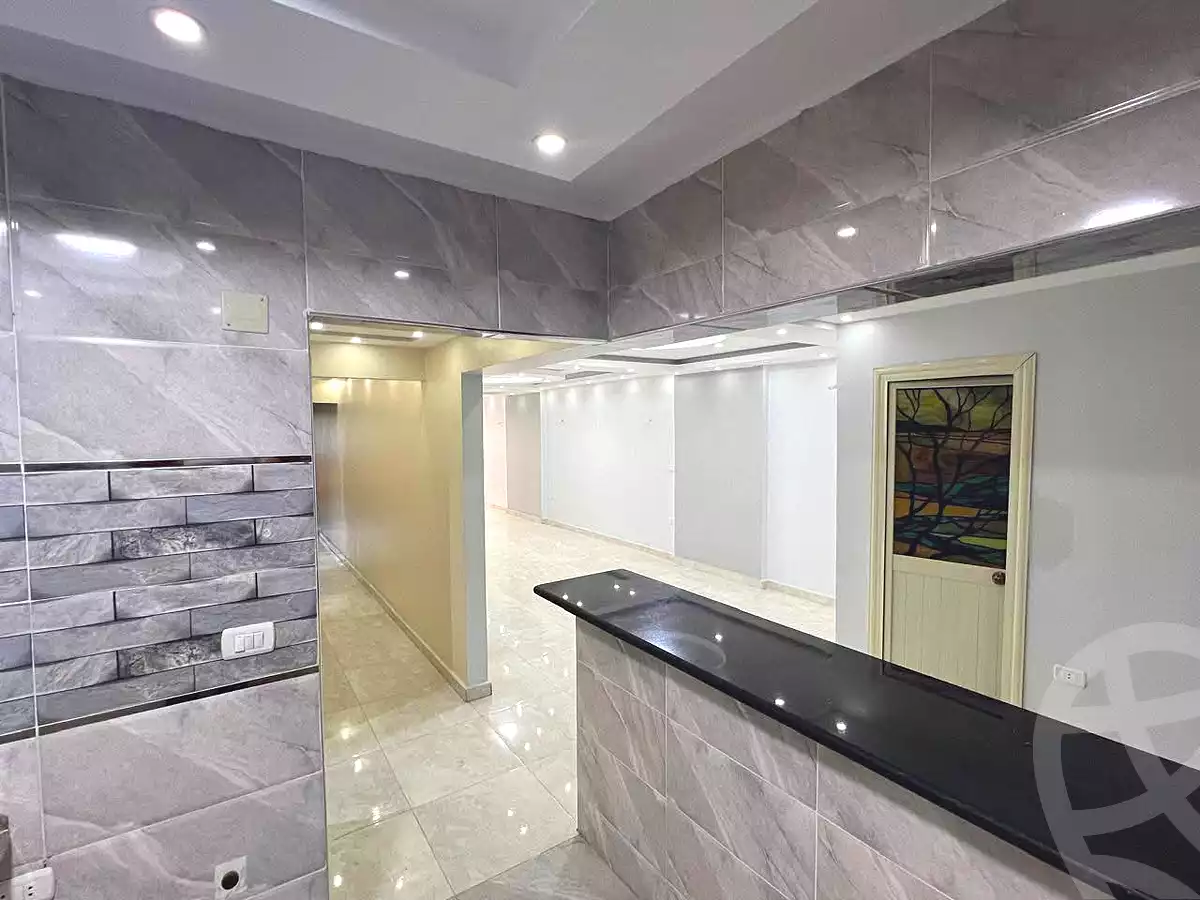 https://aqarmap.com.eg/ar/listing/6787979-for-rent-cairo-helwan-mostafa-fahmy-st