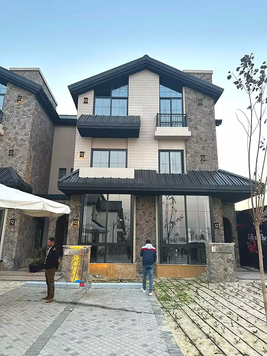 https://aqarmap.com.eg/en/listing/6788280-for-sale-cairo-6th-of-october-hadaeq-october-kmbwnd-fy-hdyq-ktwbr-badya-compound-palm-hills