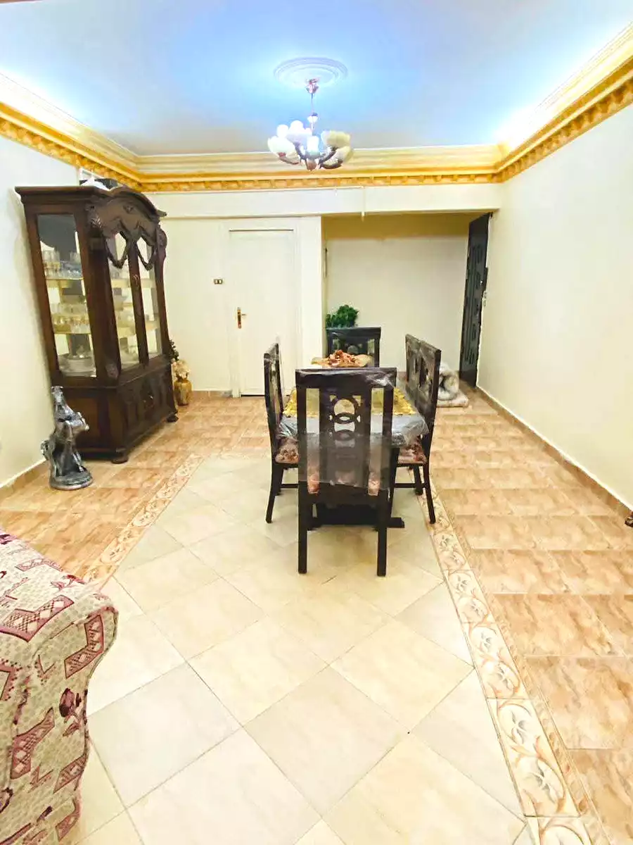 https://aqarmap.com.eg/ar/listing/6788438-for-sale-cairo-el-haram-shareaa-khatem-el-morsalen