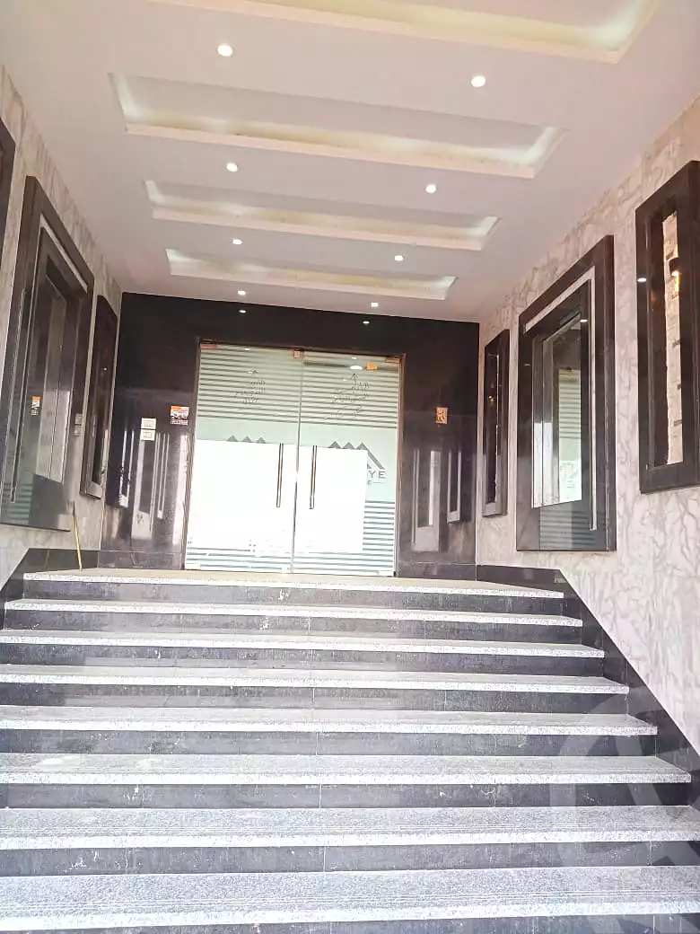 https://aqarmap.com.eg/en/listing/6788451-for-sale-cairo-new-heliopolis-compounds-helioeye