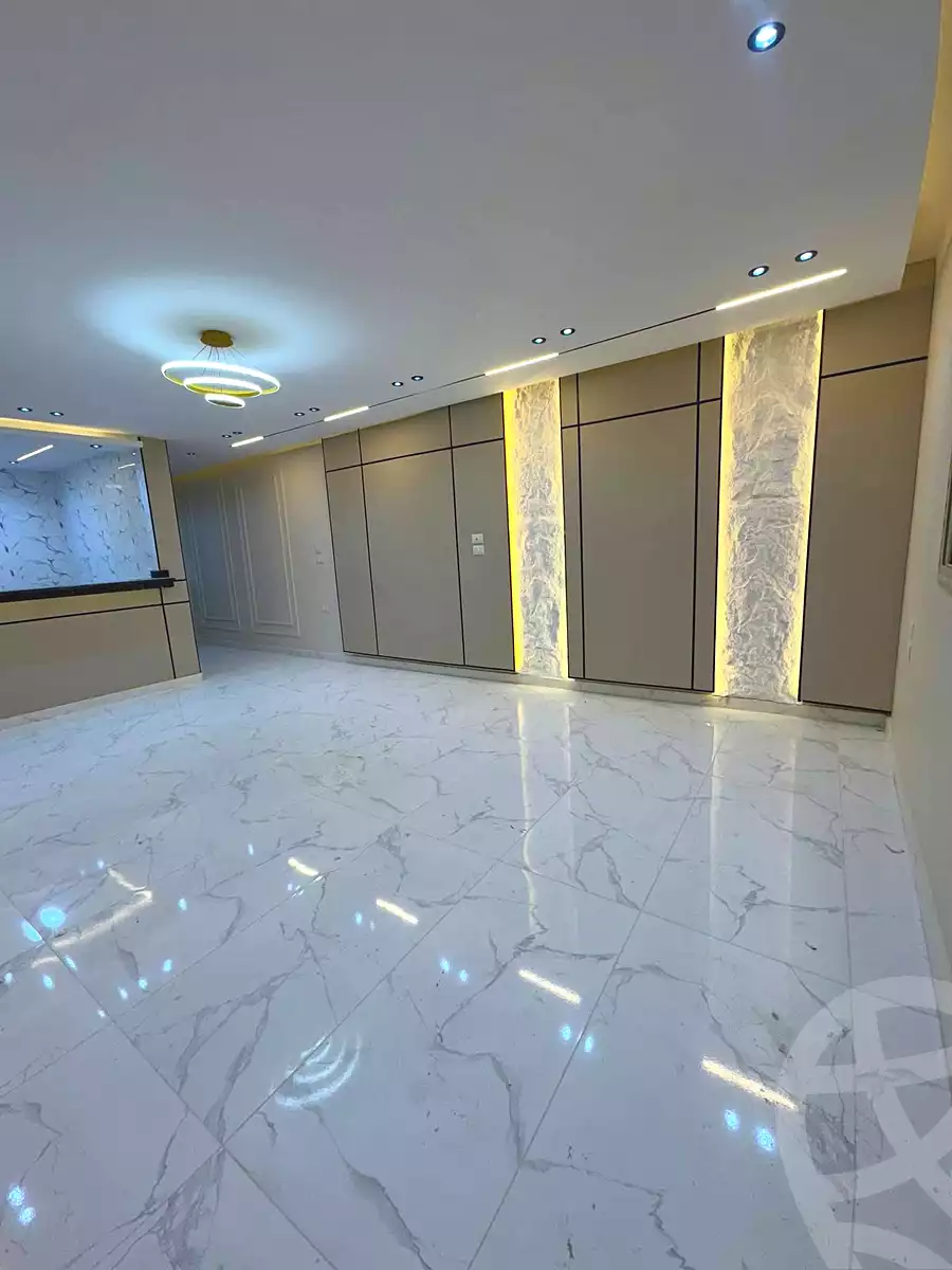 https://aqarmap.com.eg/en/listing/6788674-for-sale-cairo-el-haram-el-lebeny-el-magzar-el-aly-st
