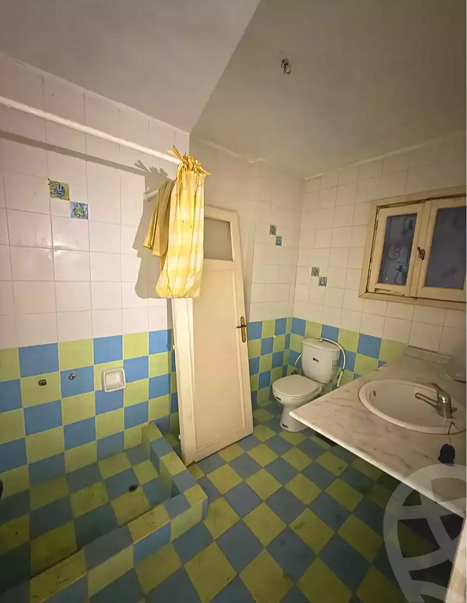 https://aqarmap.com.eg/ar/listing/6789476-for-sale-alexandria-sydy-bshr-sydy-bshr-bhry-shr-mhmwd-l-yswy
