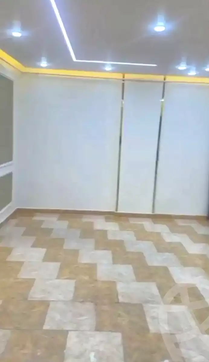 https://aqarmap.com.eg/en/listing/6789580-for-sale-alexandria-el-mandara-shr-mlk-hfny