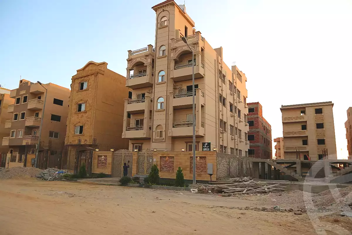 https://aqarmap.com.eg/en/listing/6789604-for-sale-cairo-6th-of-october-el-tawsaat-el-shamalya-hy-2000-qt