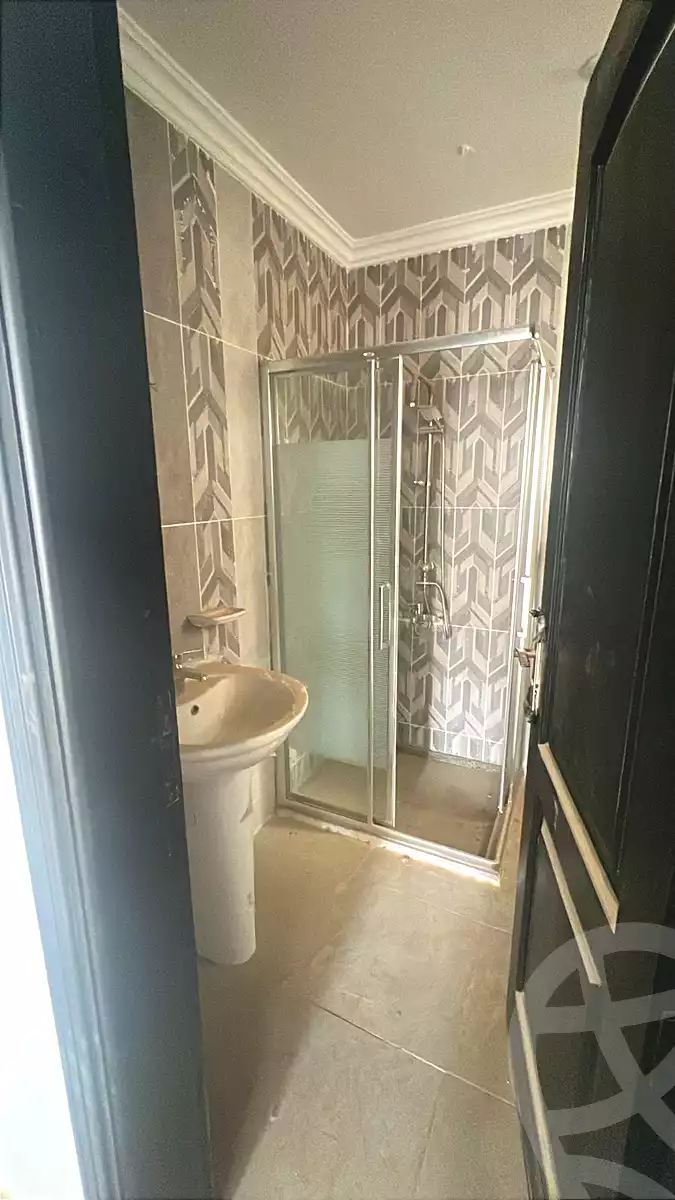 https://aqarmap.com.eg/ar/listing/6789737-for-rent-cairo-new-cairo-el-gameyat-jnwb-ljm-yt-jn