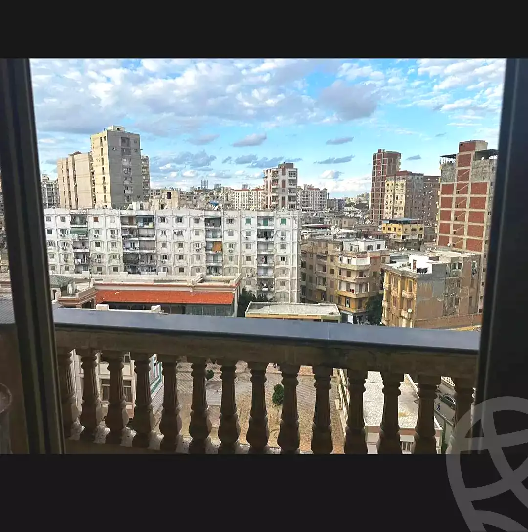 https://aqarmap.com.eg/ar/listing/6789983-for-sale-alexandria-moharram-bey-grin-st