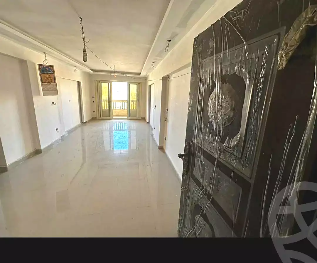 https://aqarmap.com.eg/ar/listing/6789983-for-sale-alexandria-moharram-bey-grin-st
