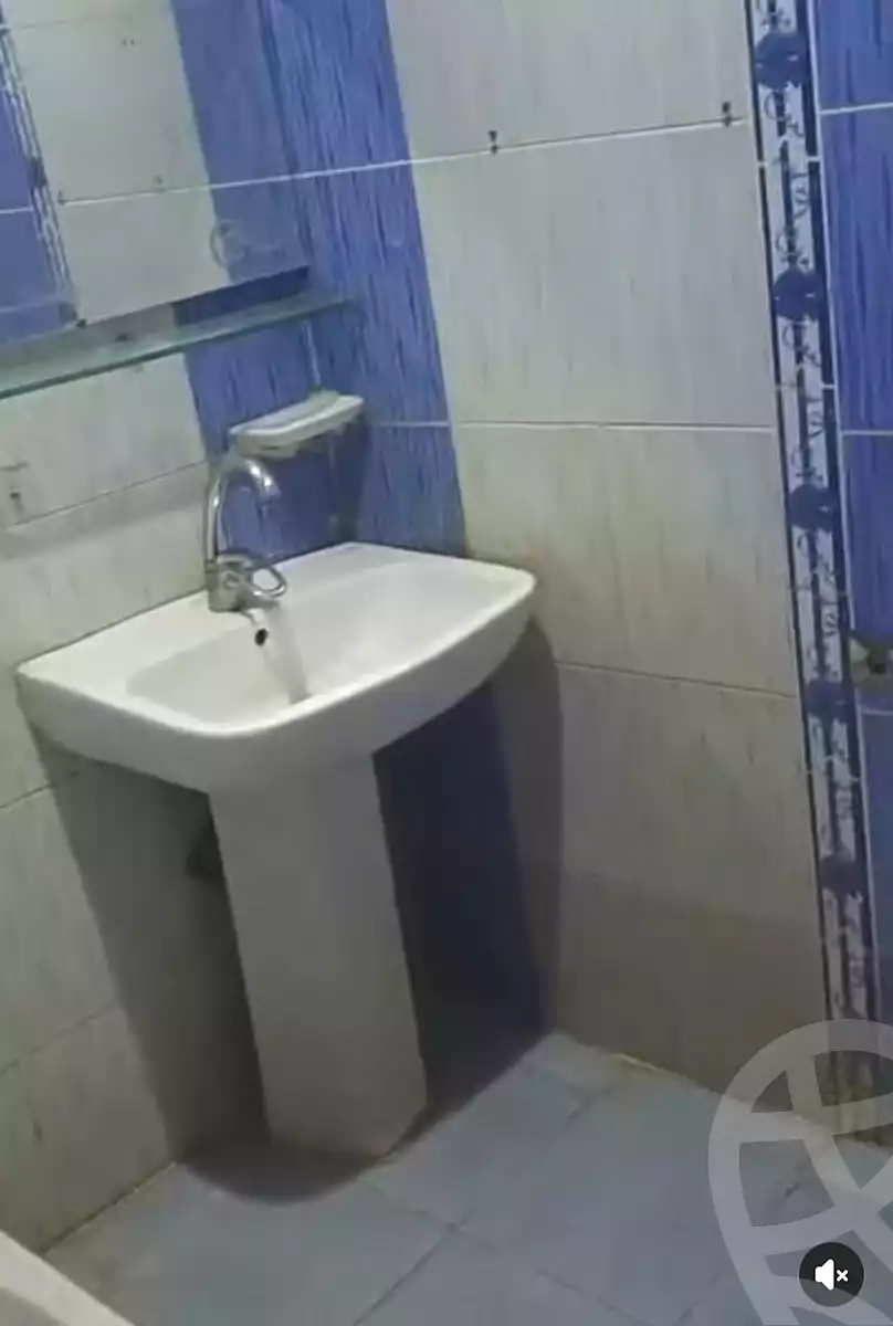 https://aqarmap.com.eg/ar/listing/6790362-for-sale-cairo-el-haram-shareaa-khatem-el-morsalen