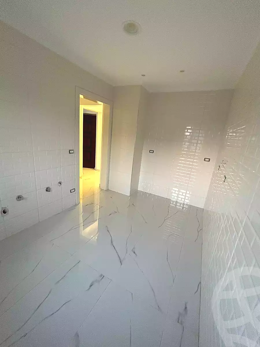 https://aqarmap.com.eg/ar/listing/6790418-for-rent-cairo-new-cairo-compounds-mountain-view-hyde-park