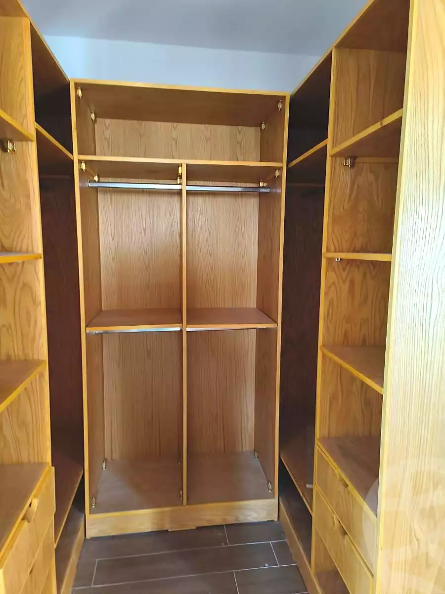 https://aqarmap.com.eg/ar/listing/6790547-for-rent-cairo-new-cairo-compounds-mountain-view-hyde-park