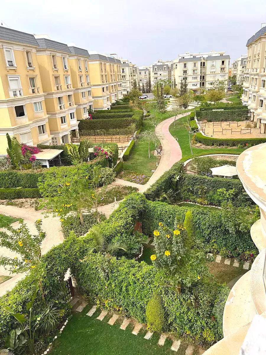 https://aqarmap.com.eg/ar/listing/6790547-for-rent-cairo-new-cairo-compounds-mountain-view-hyde-park