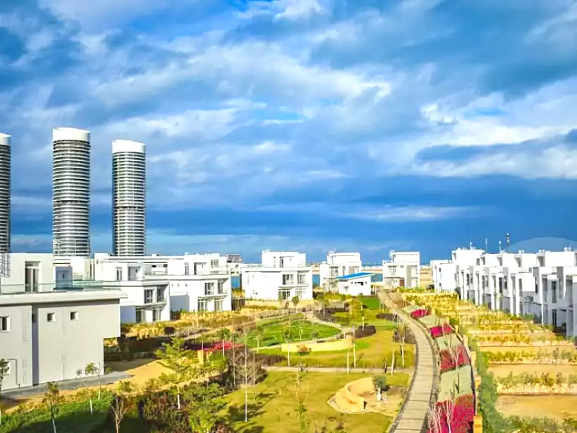 https://aqarmap.com.eg/ar/listing/6790360-for-sale-north-coast-new-alamein-mntj-t-l-lmyn-ljdyd-kmbwnd-mzryn