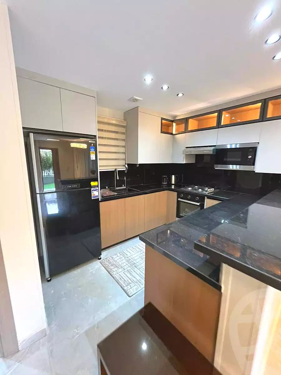 https://aqarmap.com.eg/en/listing/6790947-for-sale-cairo-new-administrative-capital-r8-qamari-compound-new-event