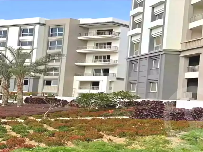 https://aqarmap.com.eg/en/listing/6790621-for-sale-cairo-new-cairo-compounds-garden-residence-hyde-park