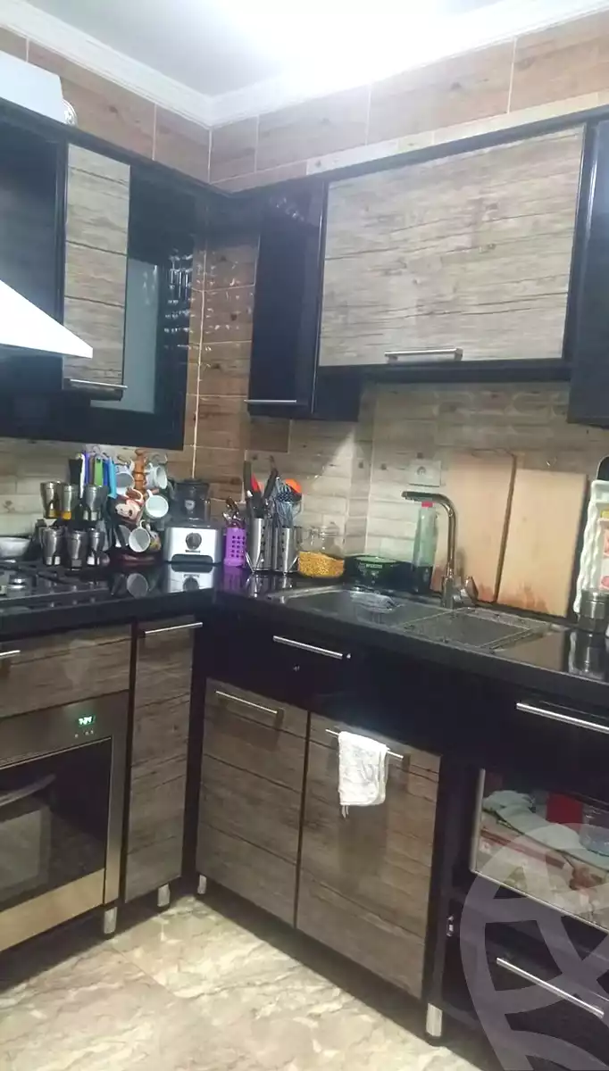 https://aqarmap.com.eg/en/listing/6792481-for-sale-alexandria-moharram-bey-zaidan-st