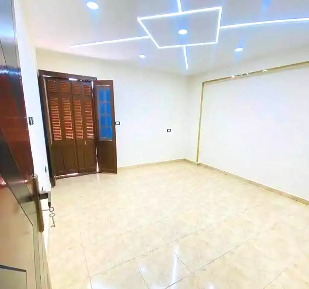 https://aqarmap.com.eg/en/listing/6792653-for-sale-alexandria-lsywf-el-falki