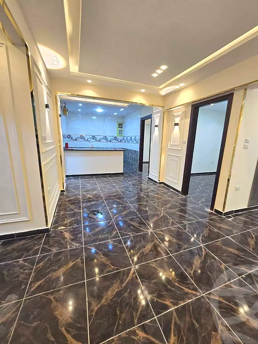 https://aqarmap.com.eg/ar/listing/6793869-for-sale-alexandria-miami-shr-jml-bd-lnsr