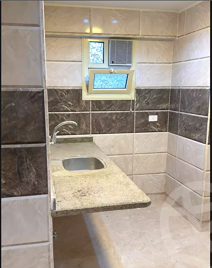 https://aqarmap.com.eg/ar/listing/6793952-for-sale-alexandria-sydy-bshr-sydy-bshr-qbly-mohamed-farid-st